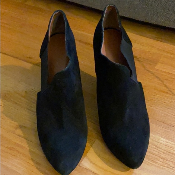 CALVIN KLEIN Bootie Shoe •. Elastic side 8.5M - Picture 3 of 8